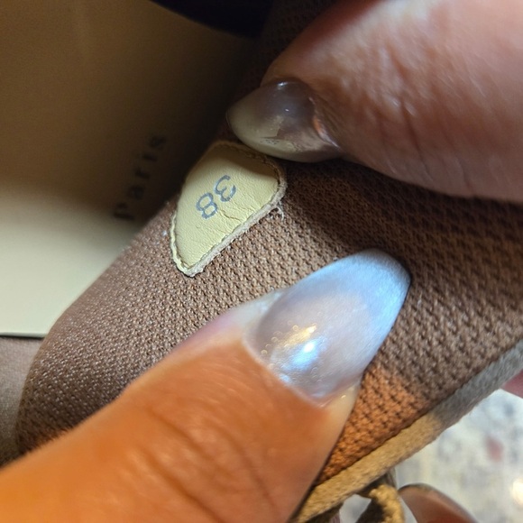 NEW Christian Louboutin Beige Suede Tutti Rui Sneaker Size 38 - Picture 11 of 12